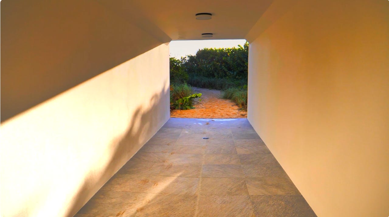 Billionaire Valve Boss Gabe Newell Buys Florida Super Mansion for $70.8 Million