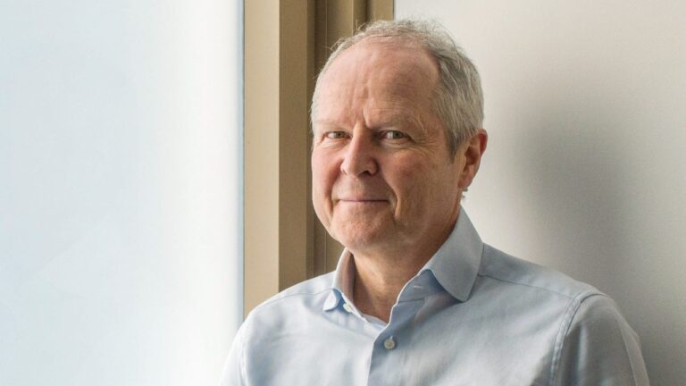PlayStation Killing Discs Has a Potential Upside, Ubisoft Boss Yves Guillemot Says — Cheaper Consoles Without Disc Drives